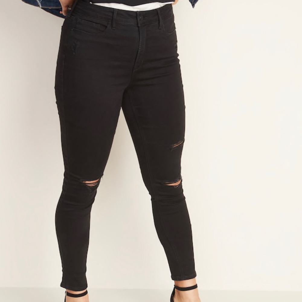 Old Navy Distressed Black Rockstar High-Rise Jeans